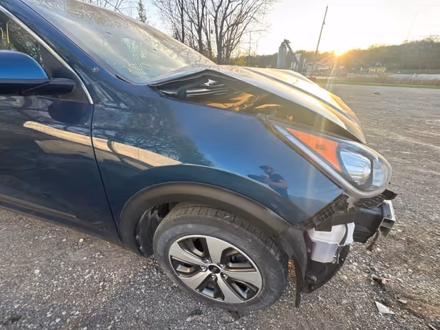 Kia Niro - фото 2