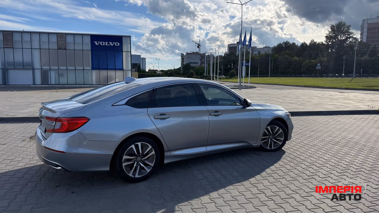 Honda Accord - фото 6