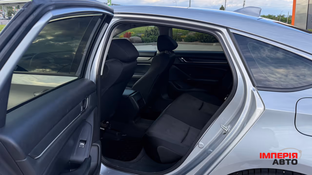 Honda Accord - фото 23