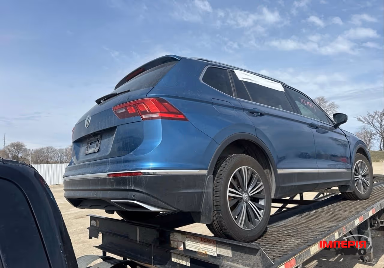 Volkswagen Tiguan - фото 3