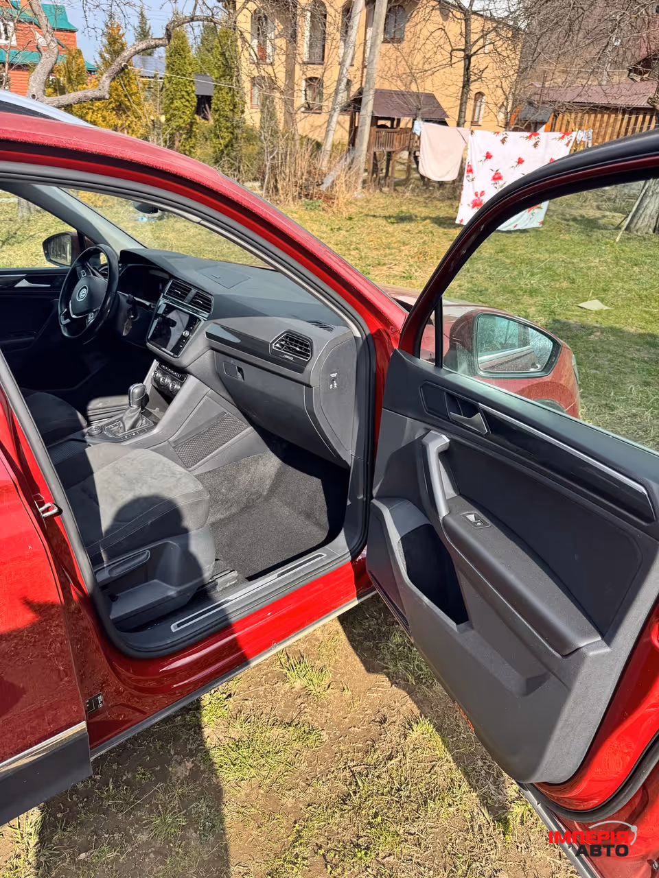 Volkswagen Tiguan - фото 13