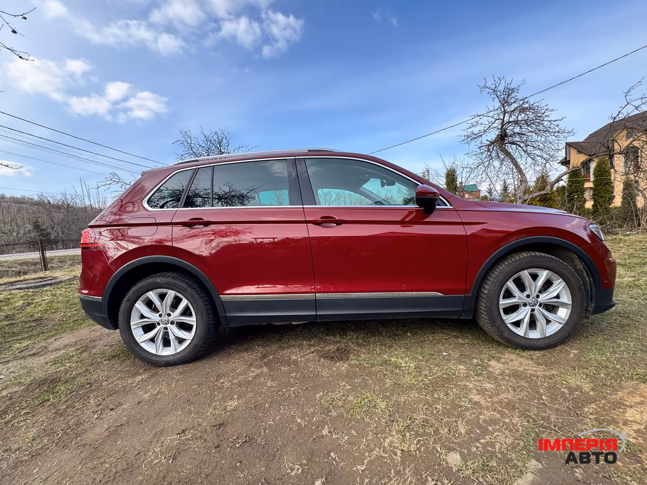 Volkswagen Tiguan - фото 6