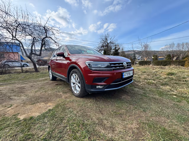 Volkswagen Tiguan - фото 5
