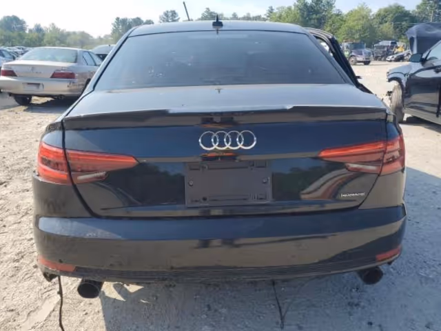 Audi A4 - фото 3