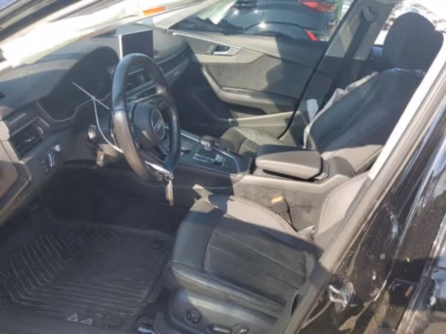 Audi A4 - фото 4