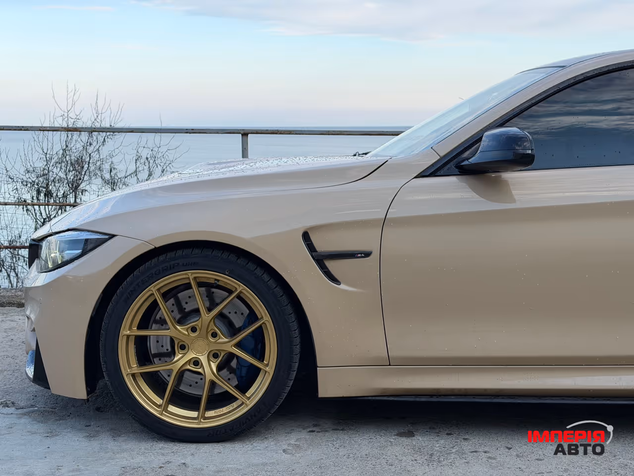 BMW M4 - фото 6
