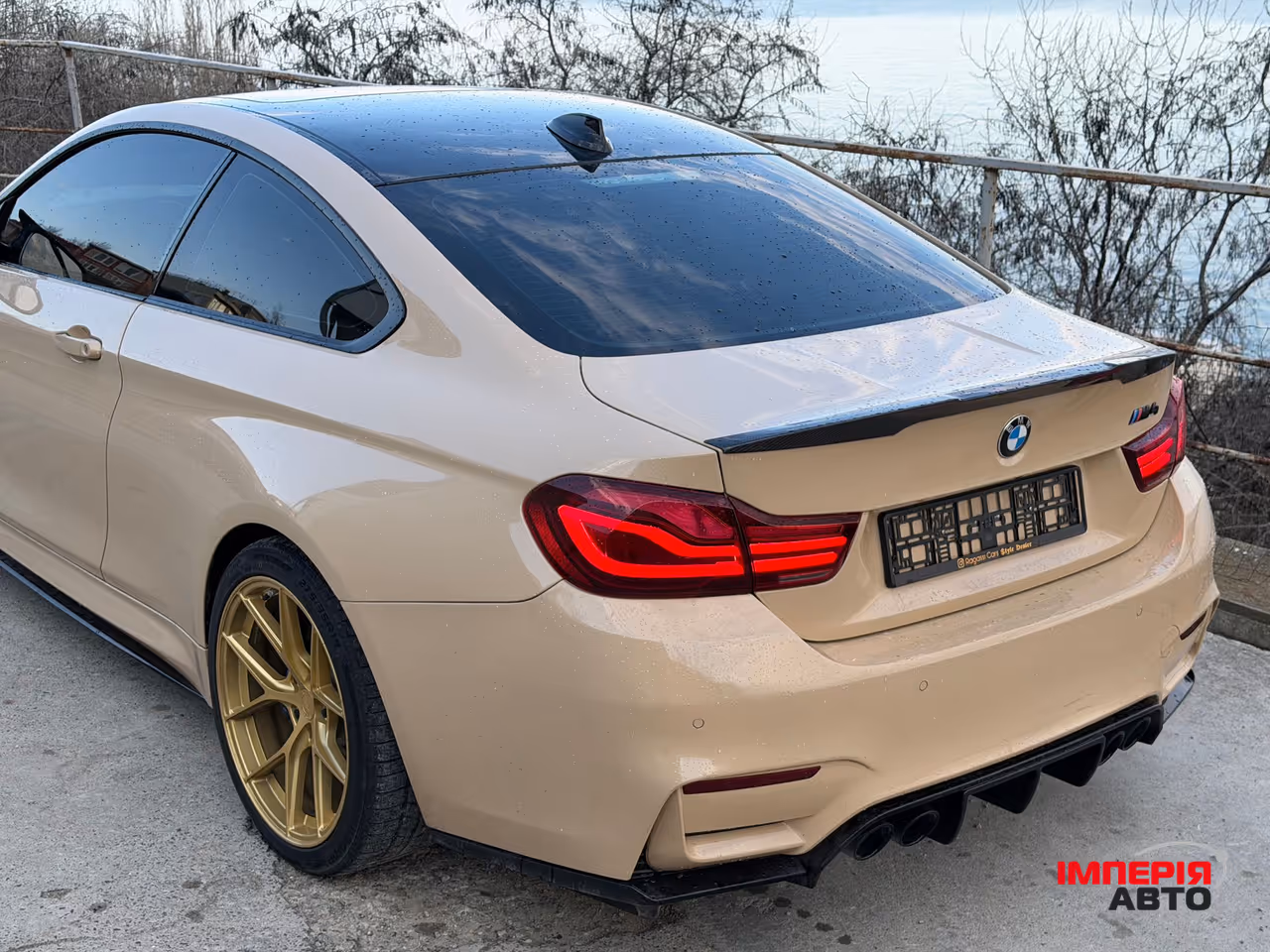 BMW M4 - фото 8