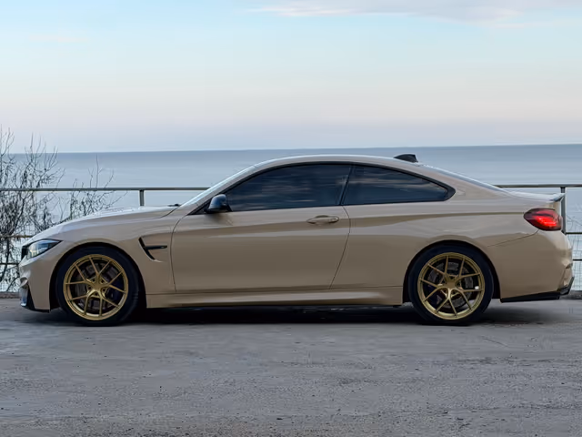 BMW M4 - фото 5
