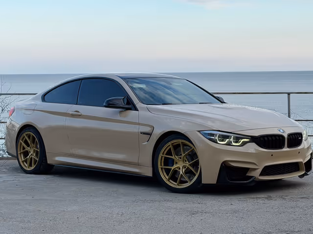 BMW M4 - фото 3