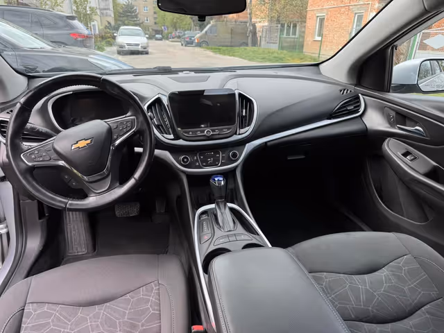 Chevrolet Volt - фото 2