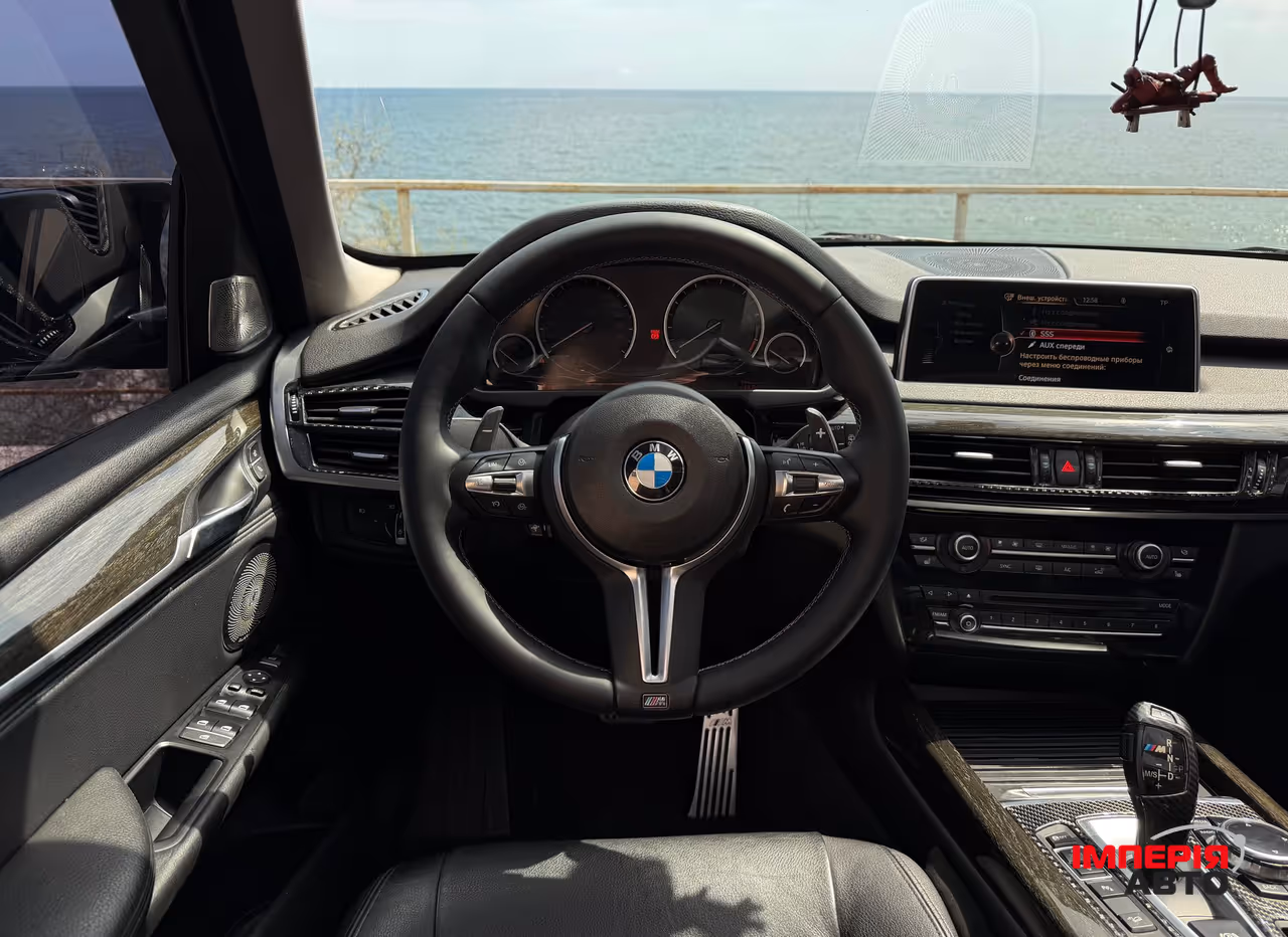 BMW X5 - фото 24