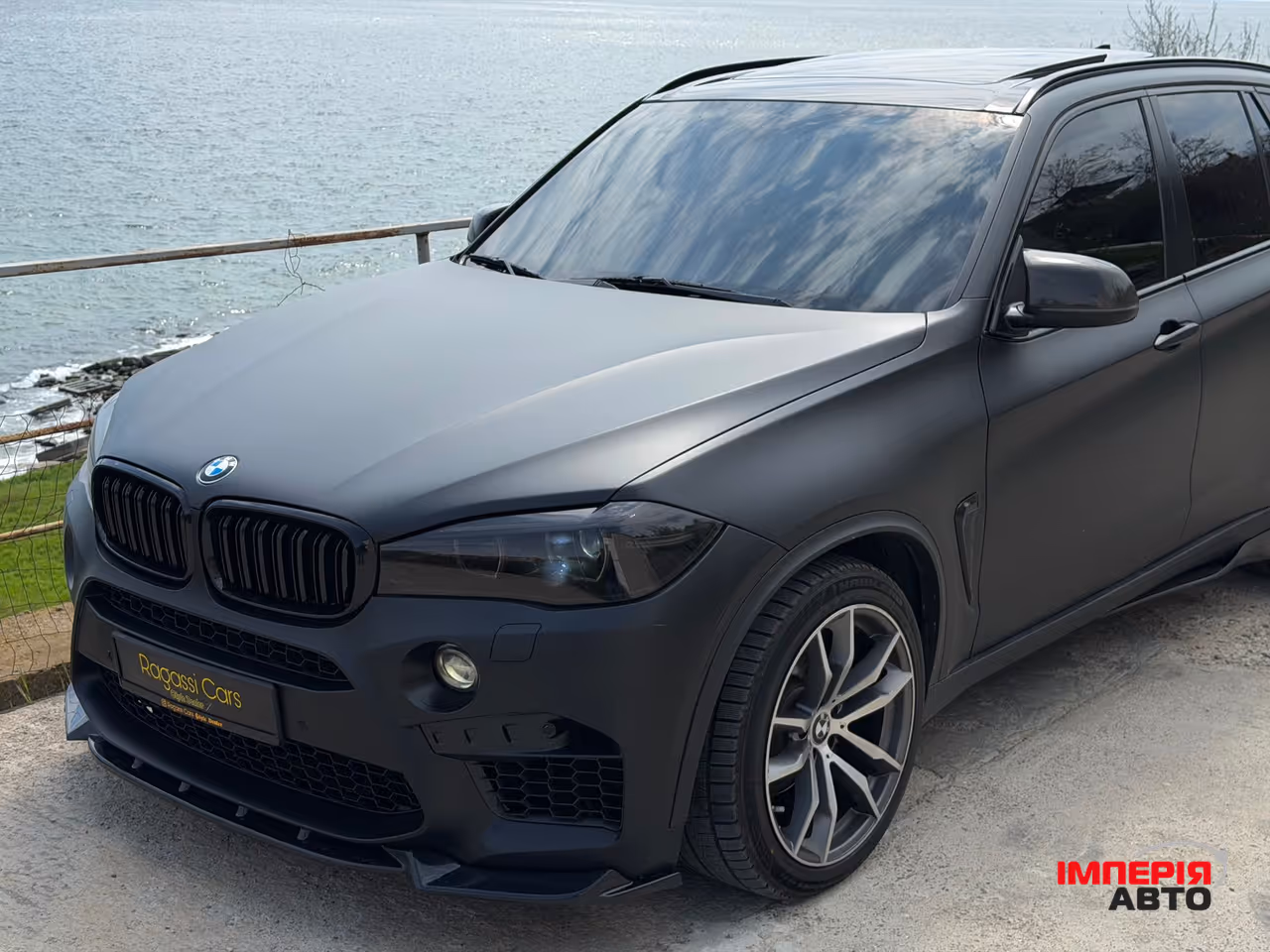 BMW X5 - фото 8