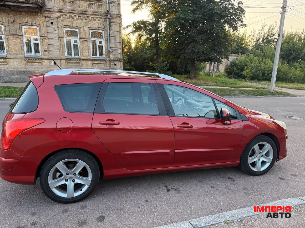 Peugeot 308 - фото 6