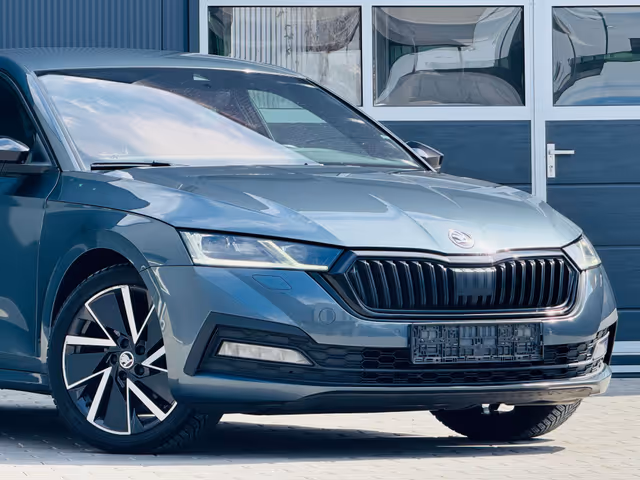Skoda Octavia - фото 2