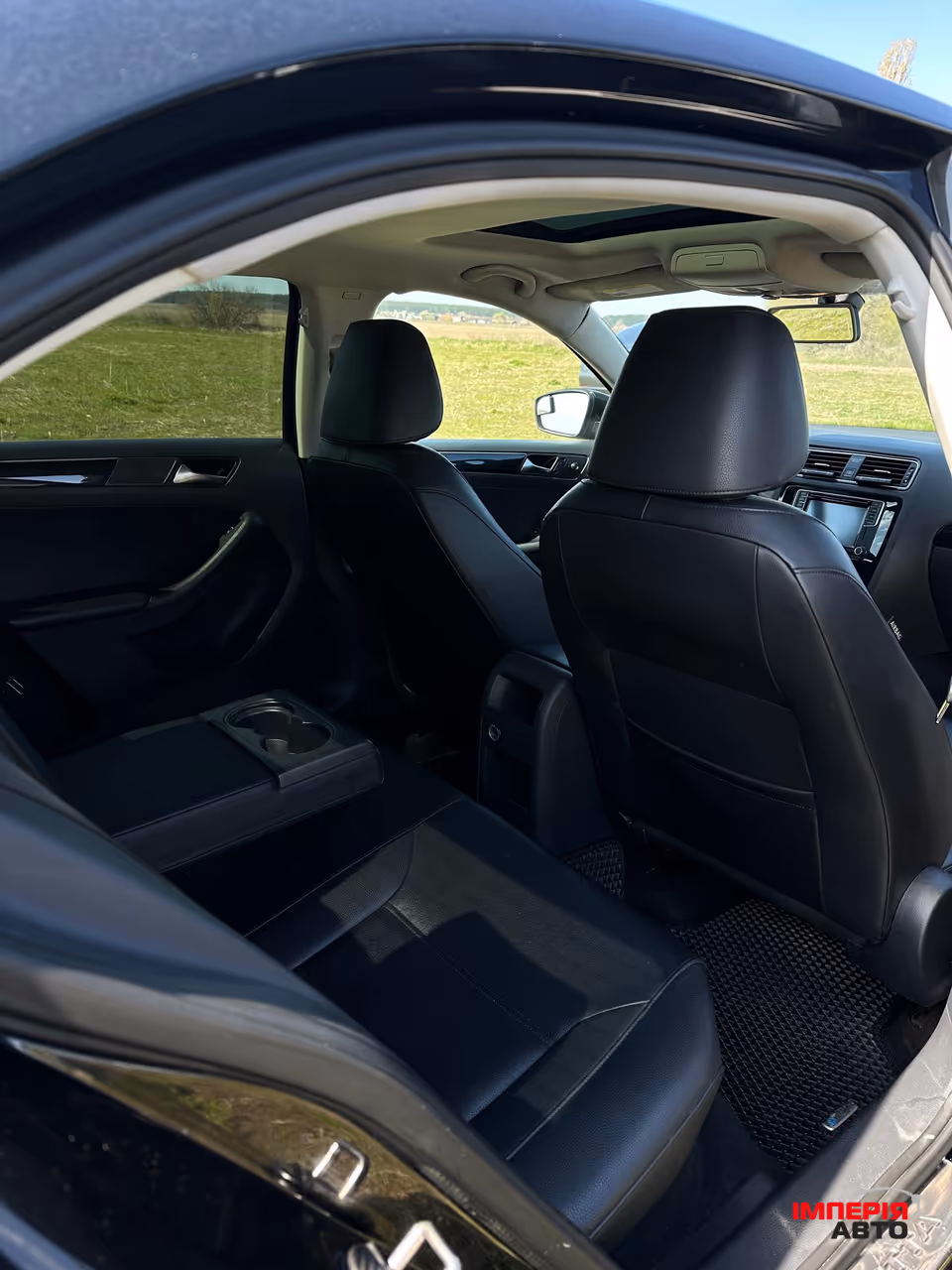 Volkswagen Jetta - фото 7