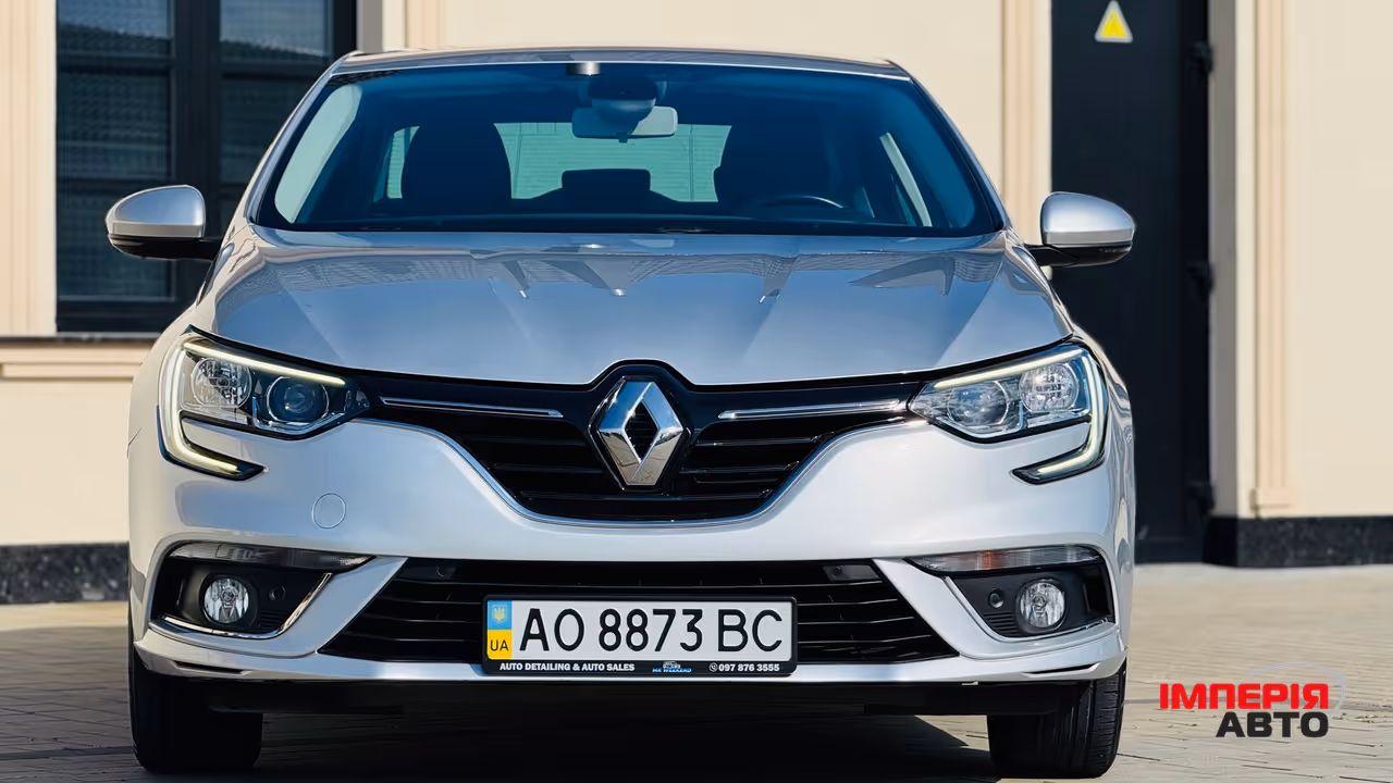 Renault Megane - фото 20