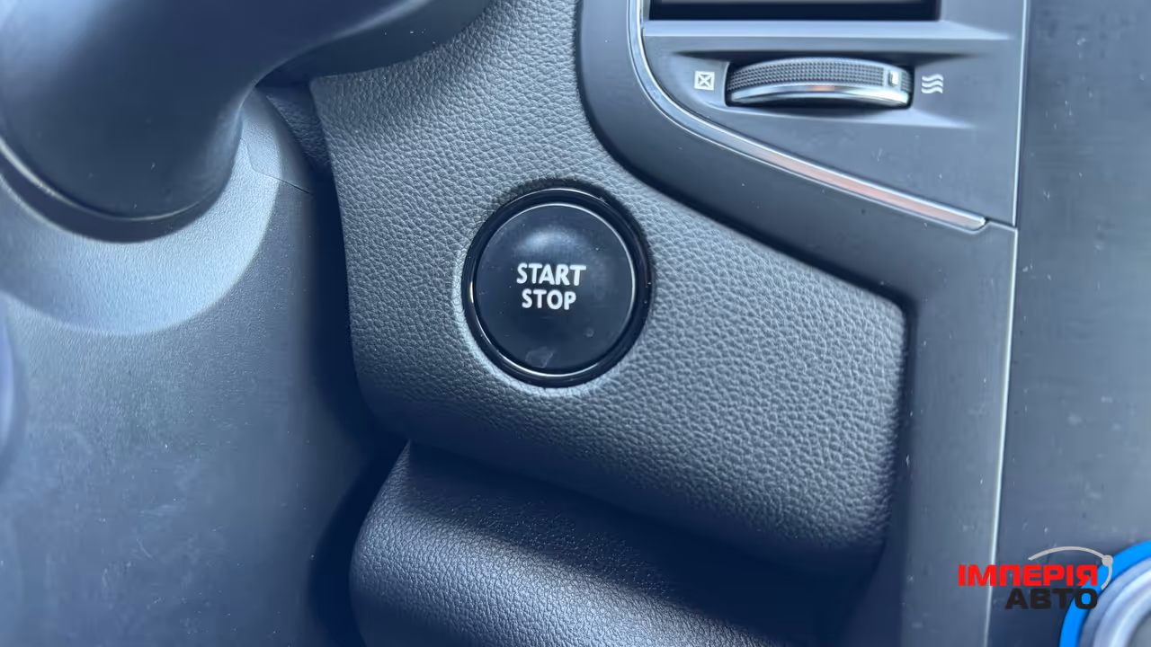 Renault Megane - фото 39