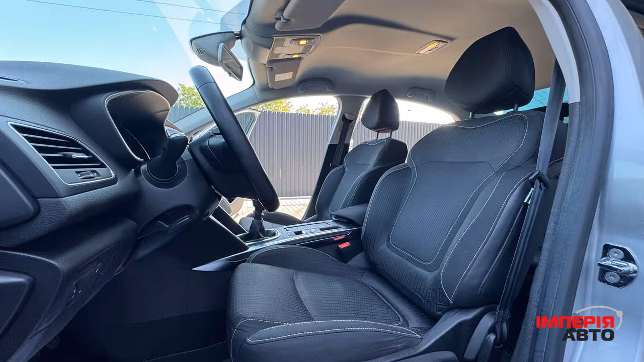 Renault Megane - фото 71