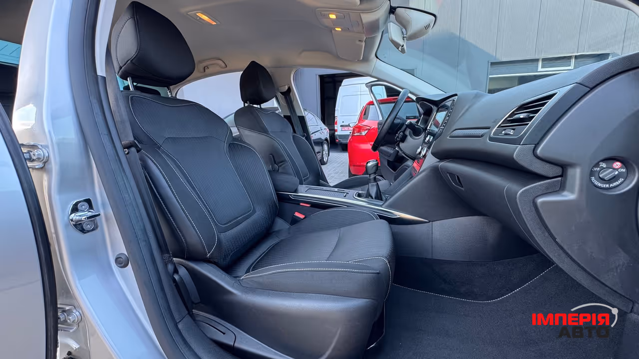 Renault Megane - фото 75