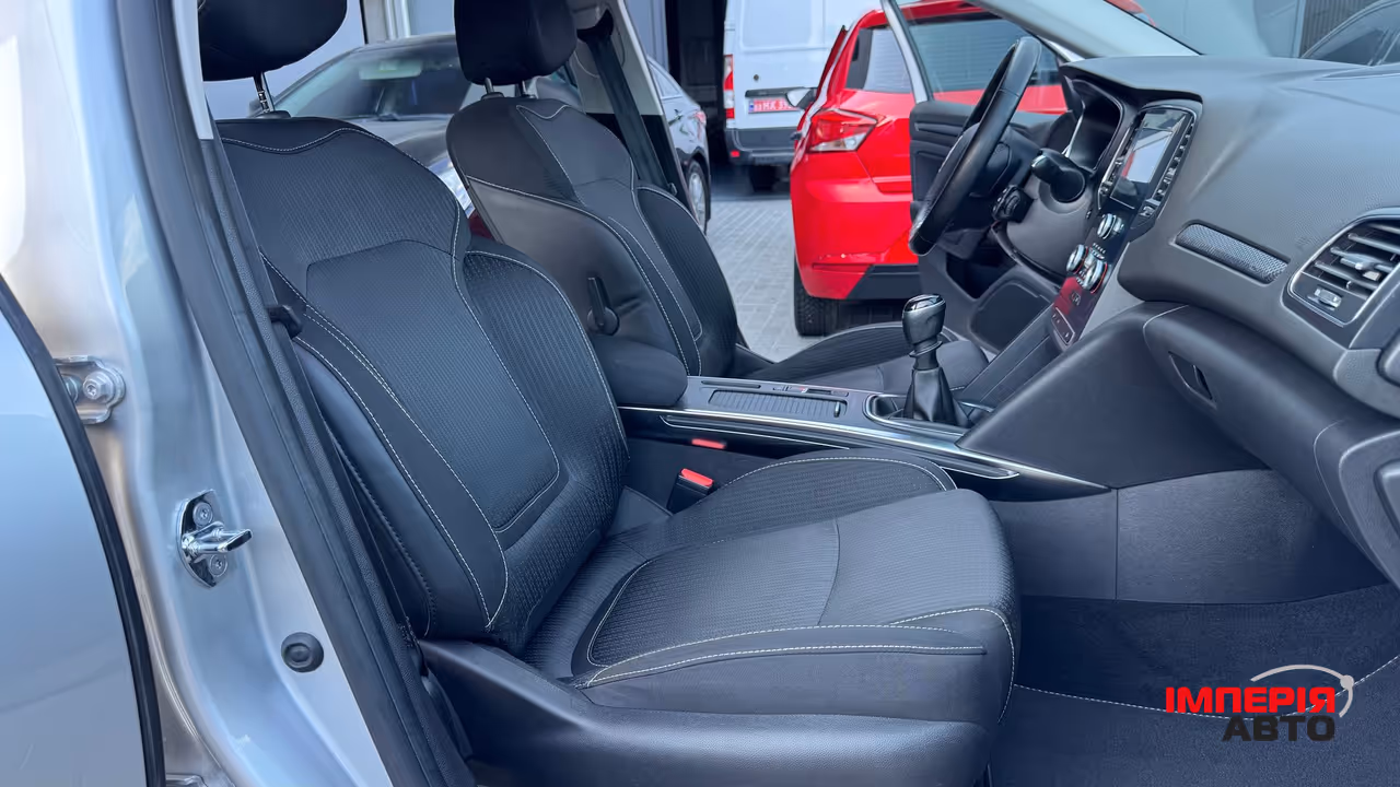 Renault Megane - фото 45