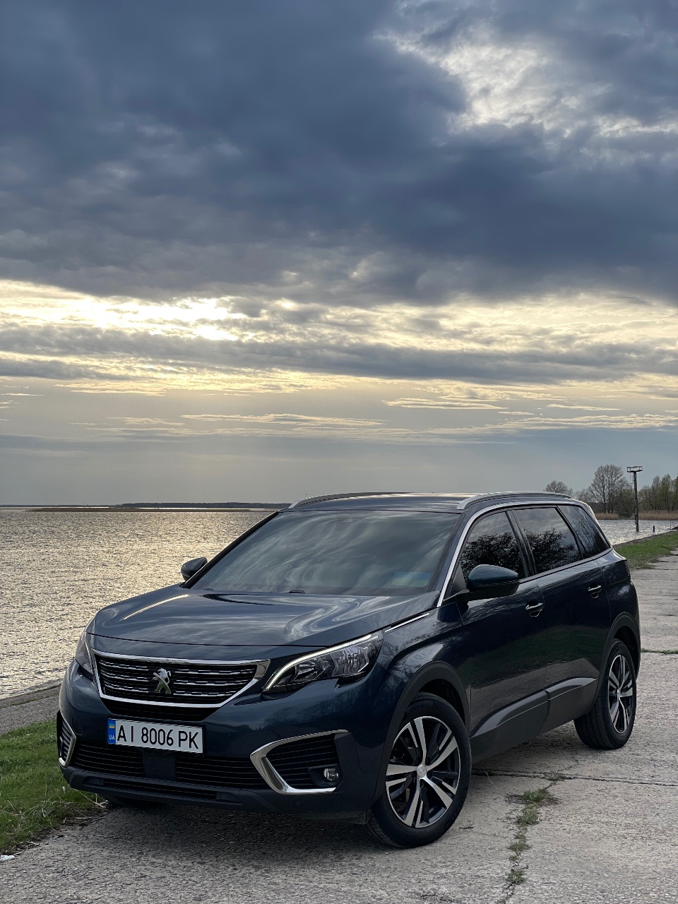 Peugeot 5008 - фото 1