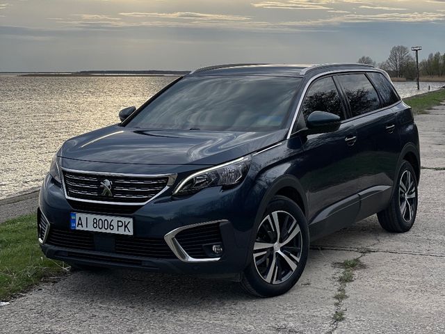 Peugeot 5008 - фото 1