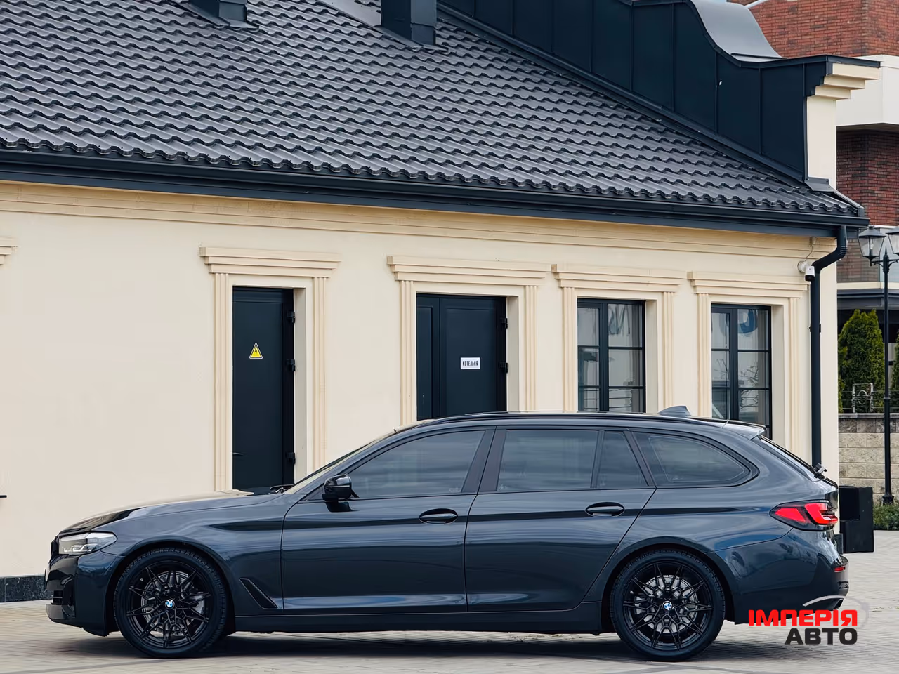 BMW 5 серії - фото 10