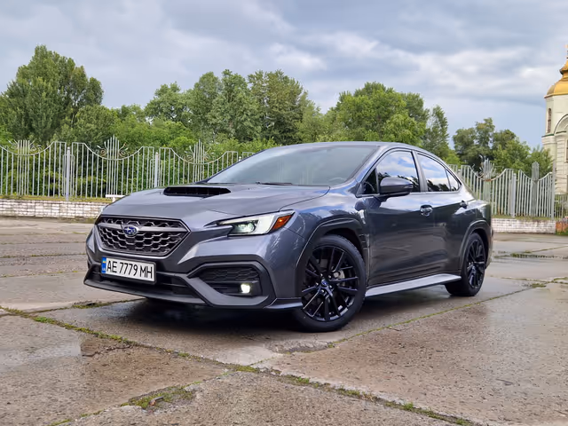 Subaru WRX - фото 1