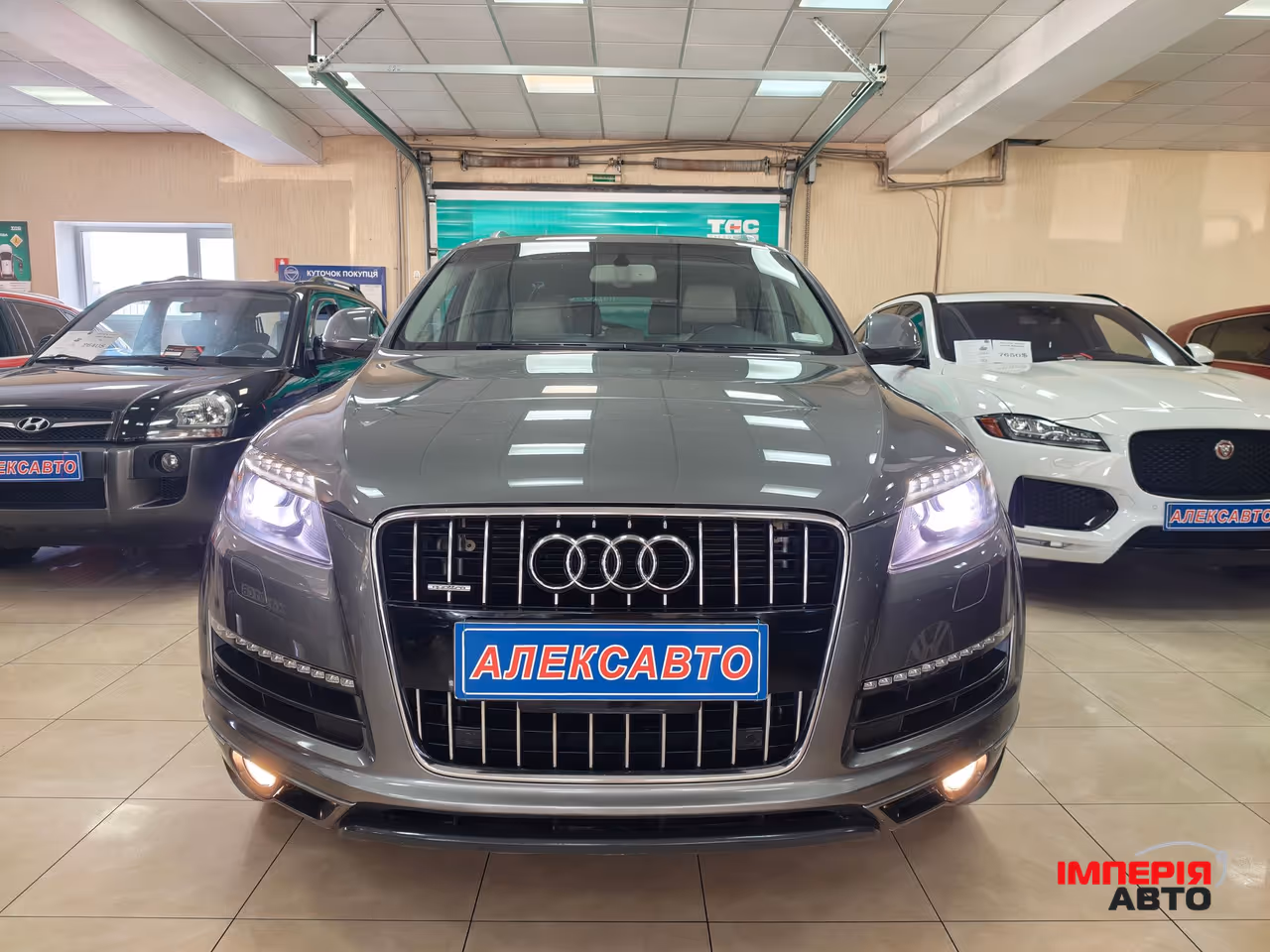 Audi Q7 - фото 2