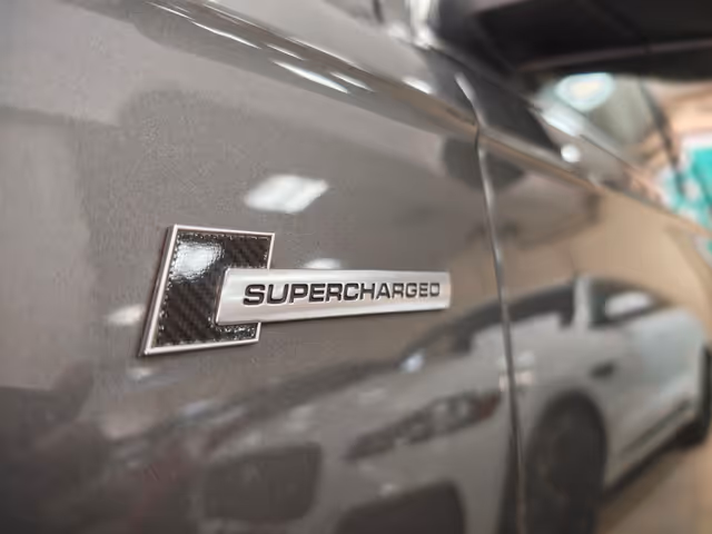 Audi Q7 - фото 4