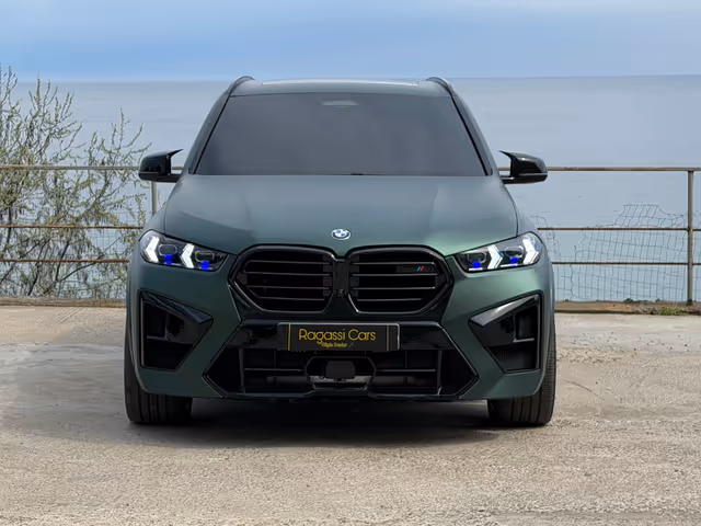BMW X5 - фото 2