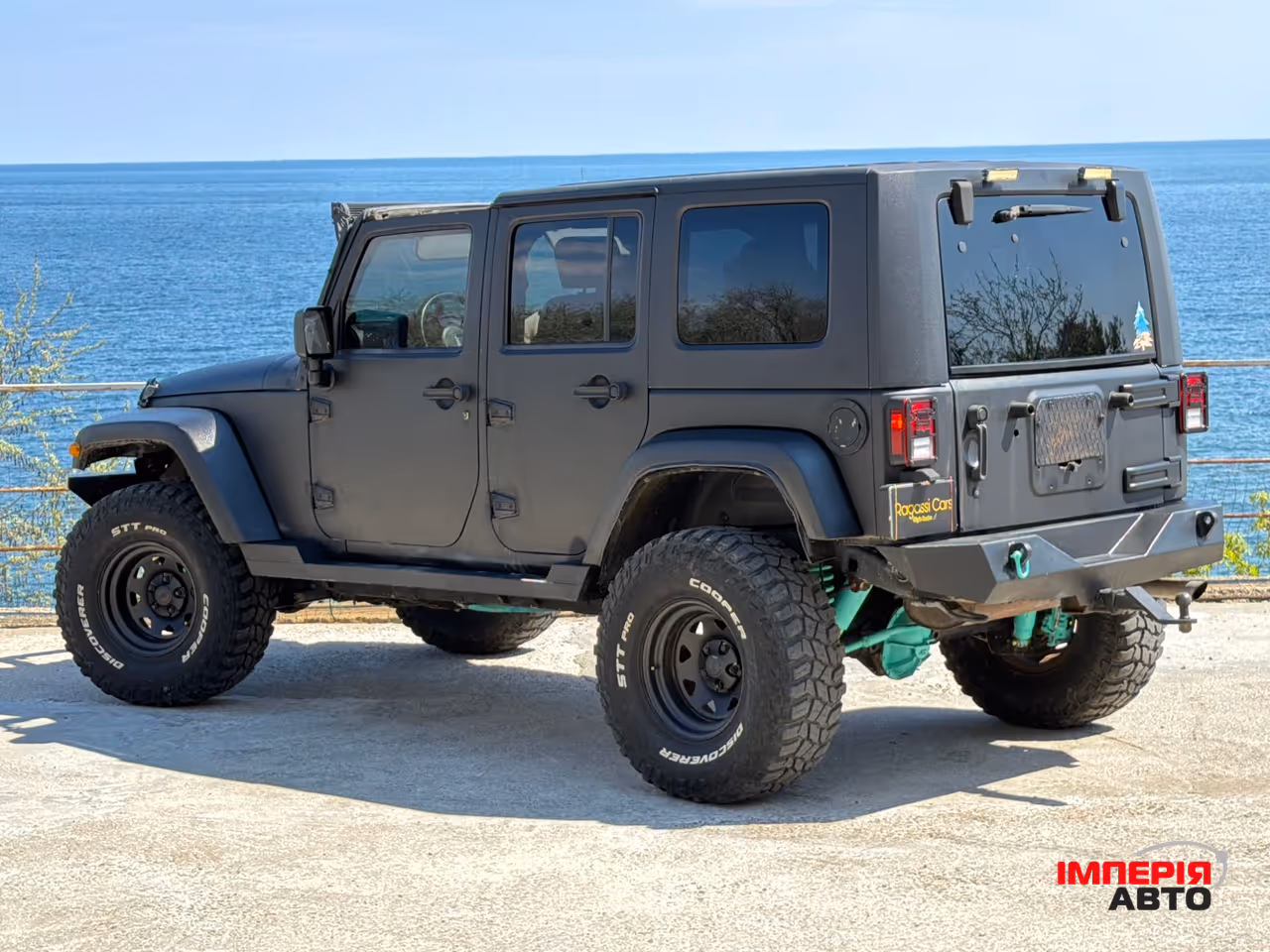 Jeep Wrangler - фото 12