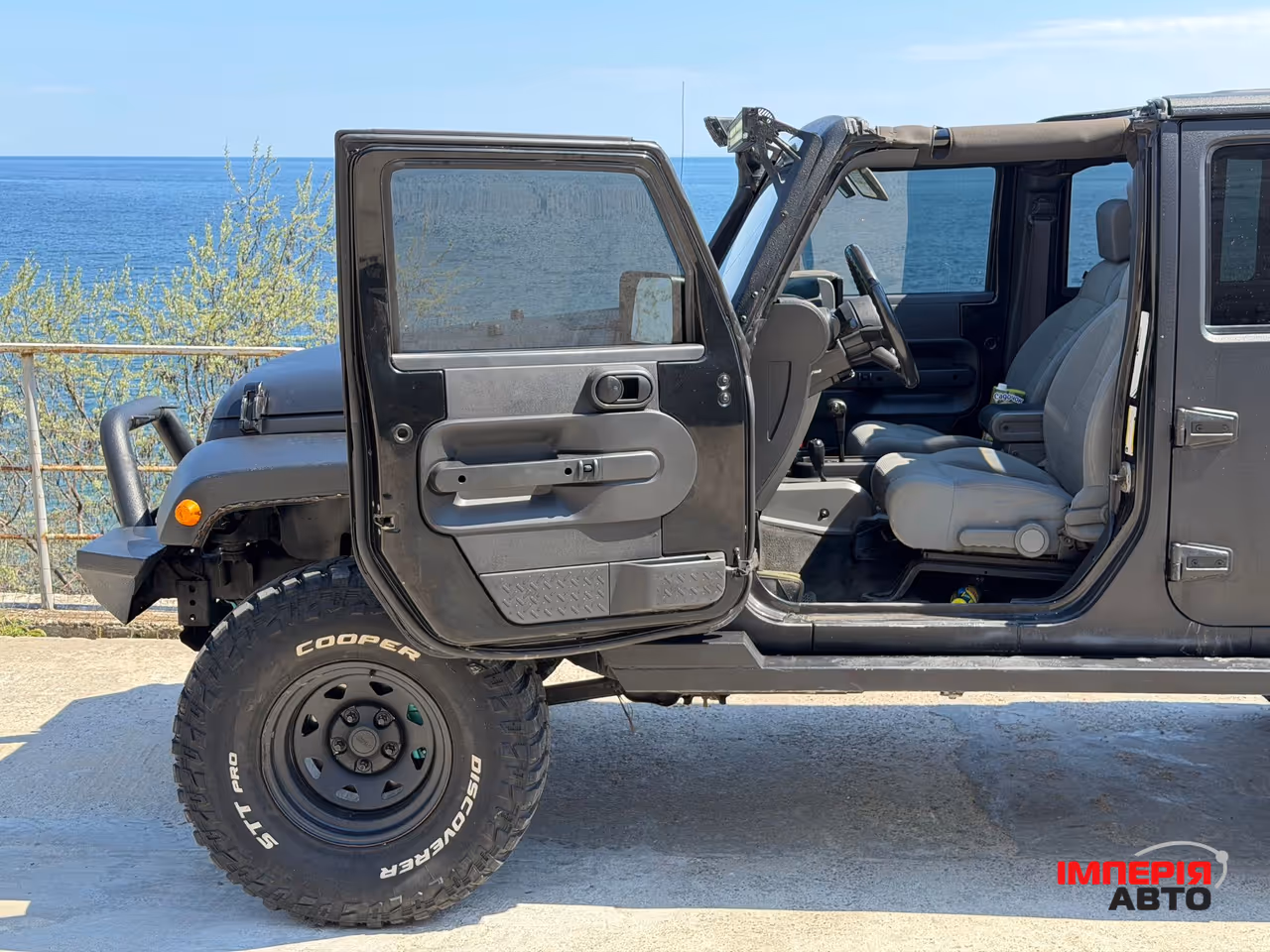 Jeep Wrangler - фото 7