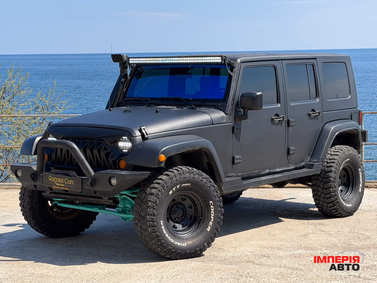 Jeep Wrangler - фото 1