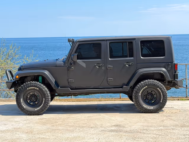 Jeep Wrangler - фото 5