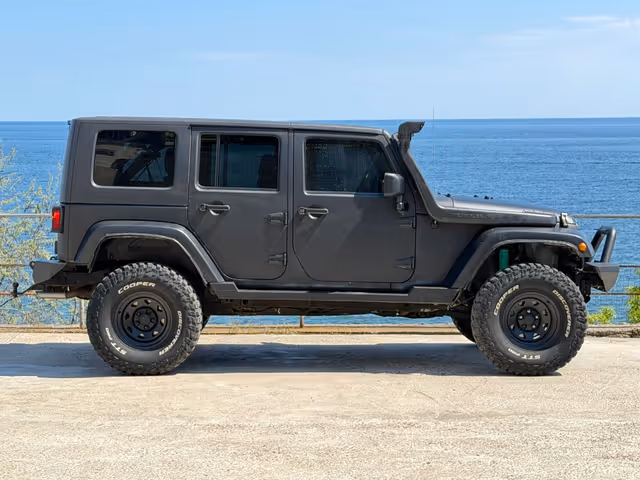 Jeep Wrangler - фото 4
