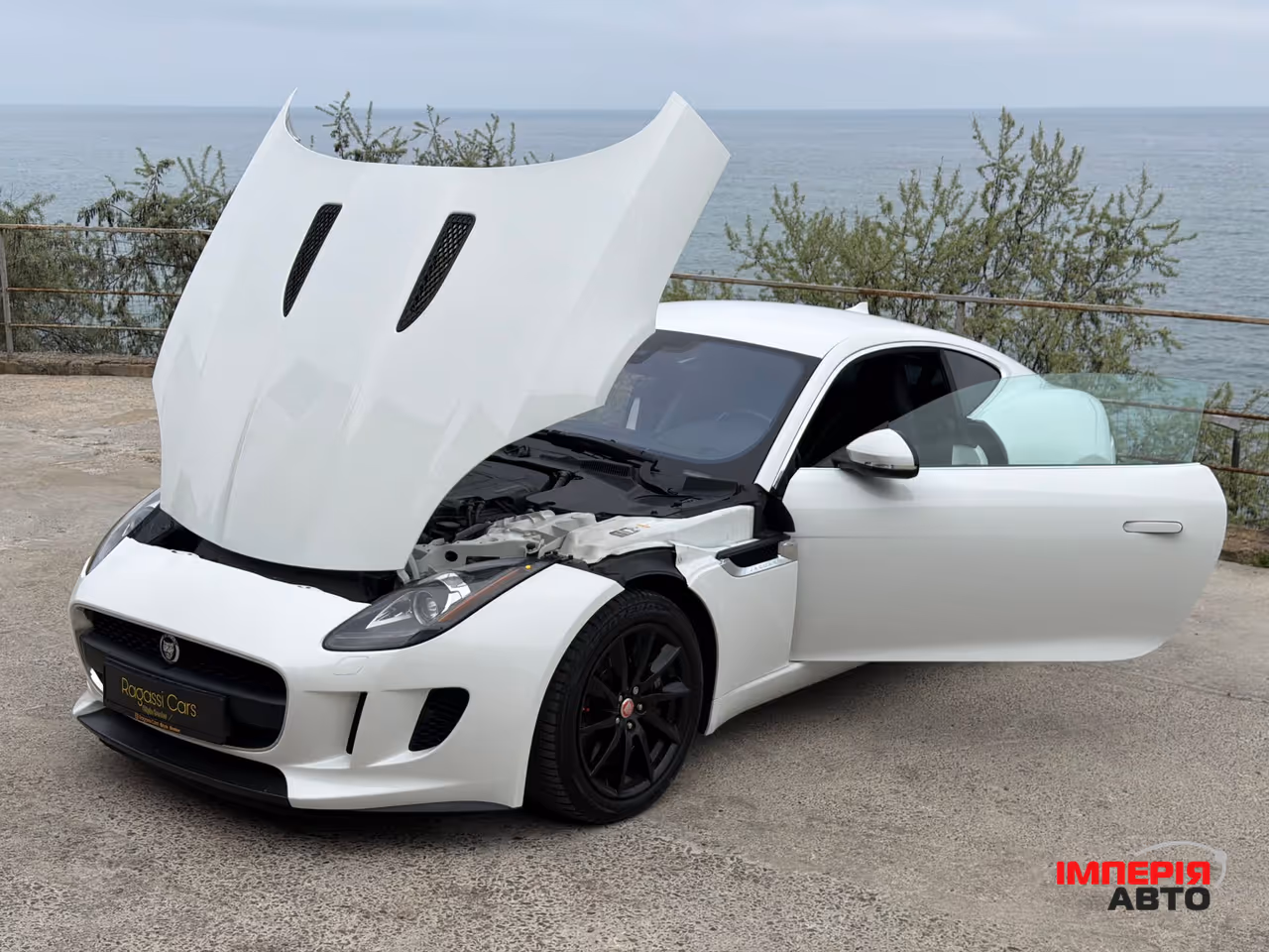 Jaguar F-Type - фото 15
