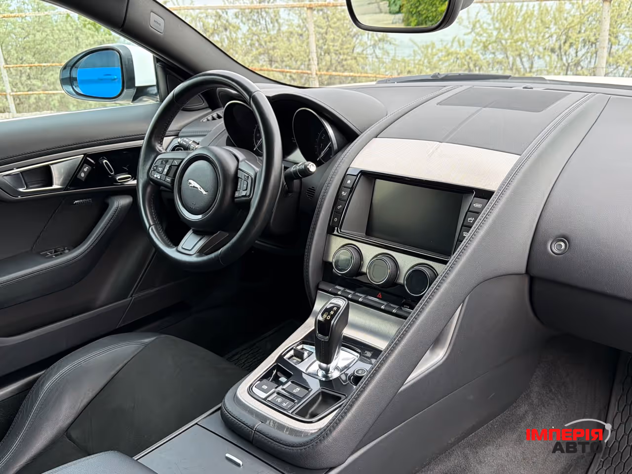 Jaguar F-Type - фото 16