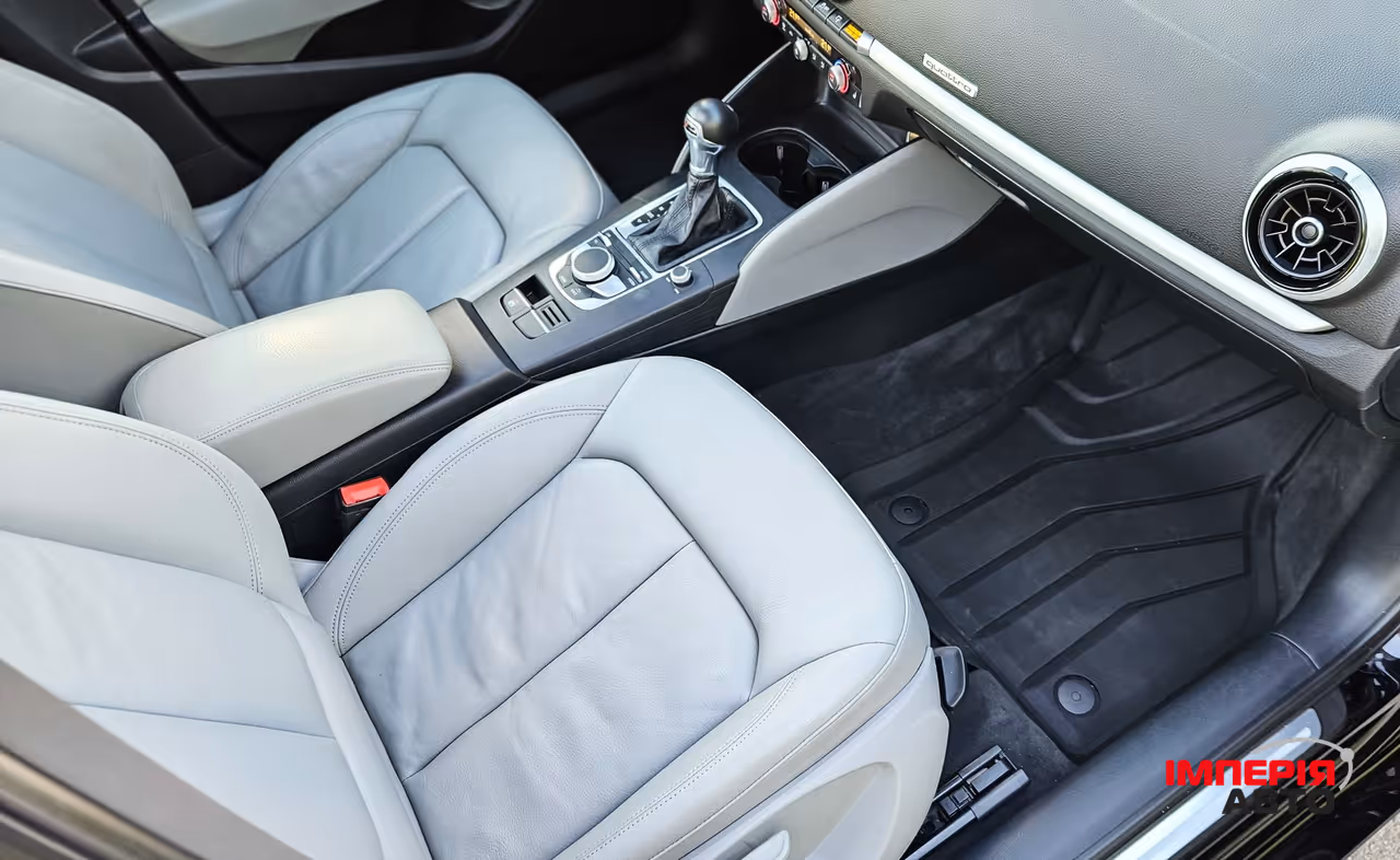 Audi A3 - фото 19