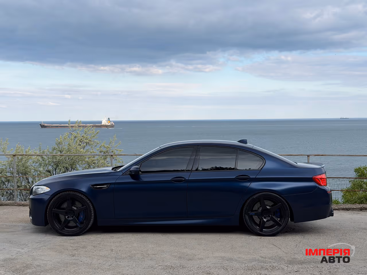 BMW M5 - фото 5