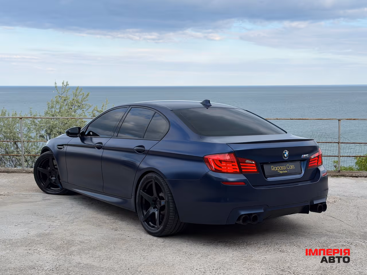 BMW M5 - фото 10