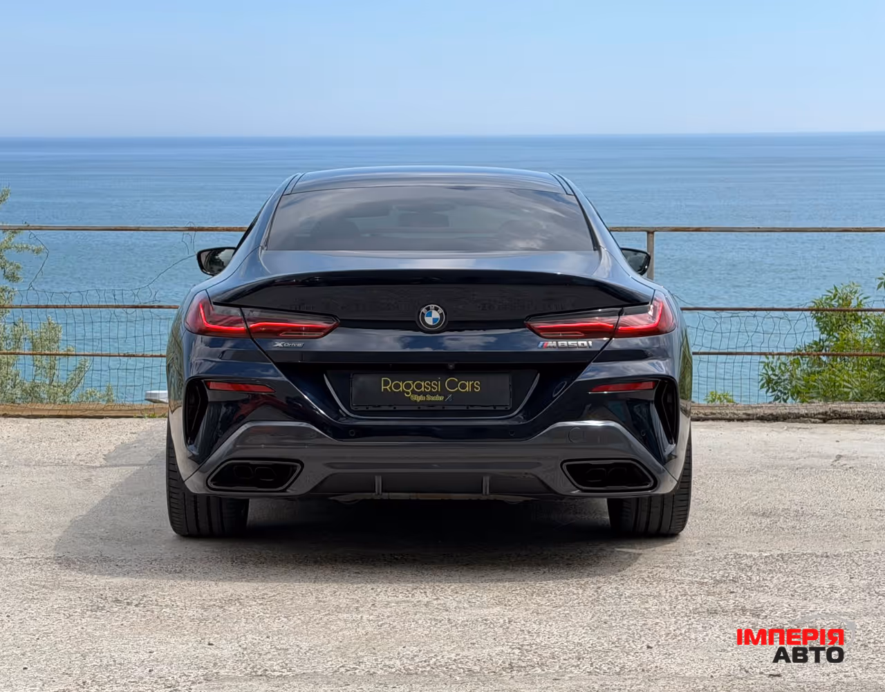 BMW 8 серії - фото 9