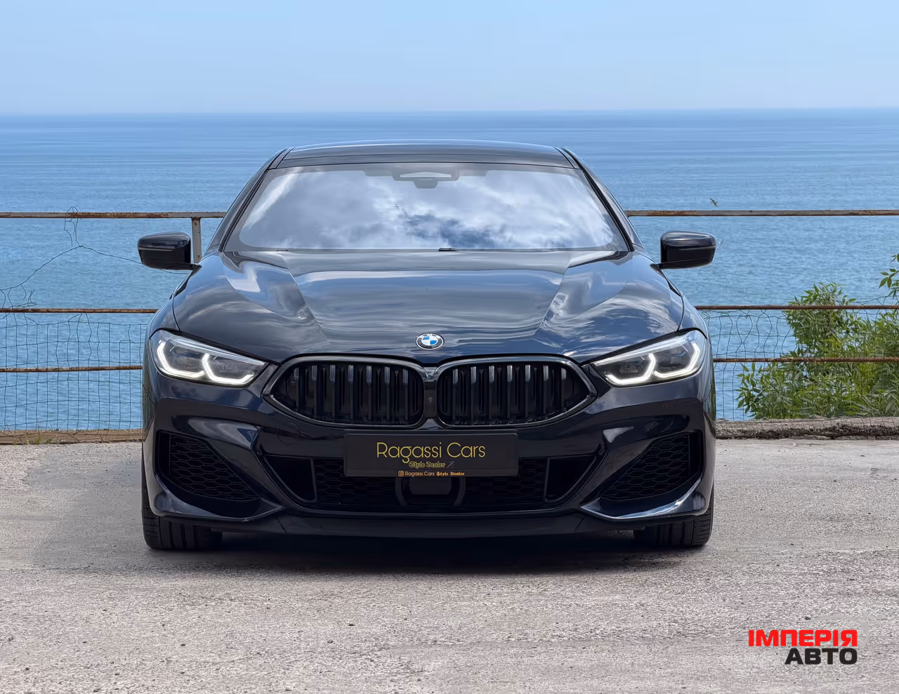 BMW 8 серії - фото 2