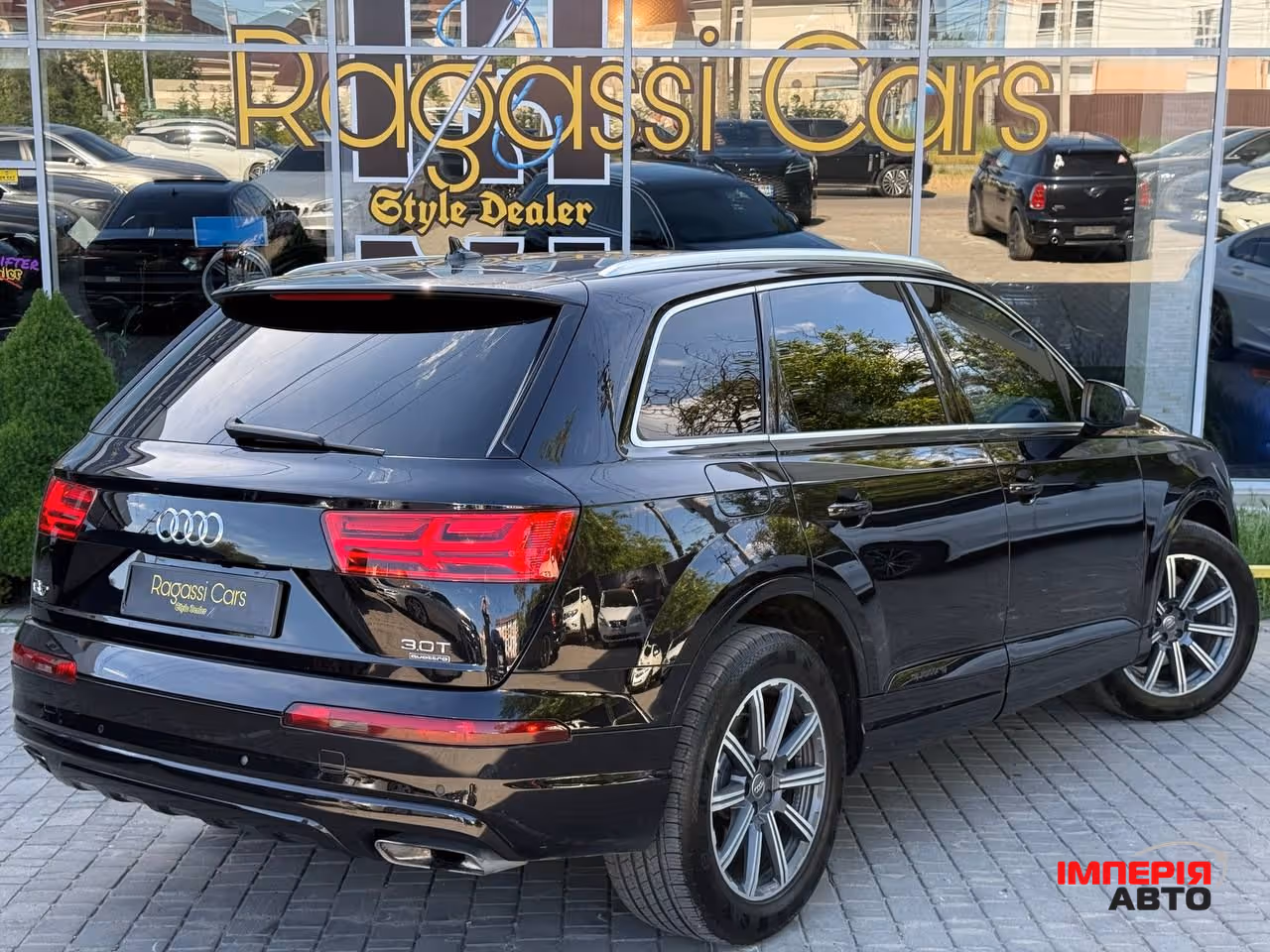 Audi Q7 - фото 3
