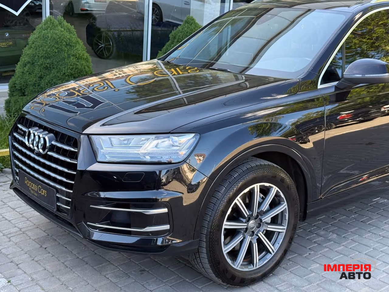 Audi Q7 - фото 5