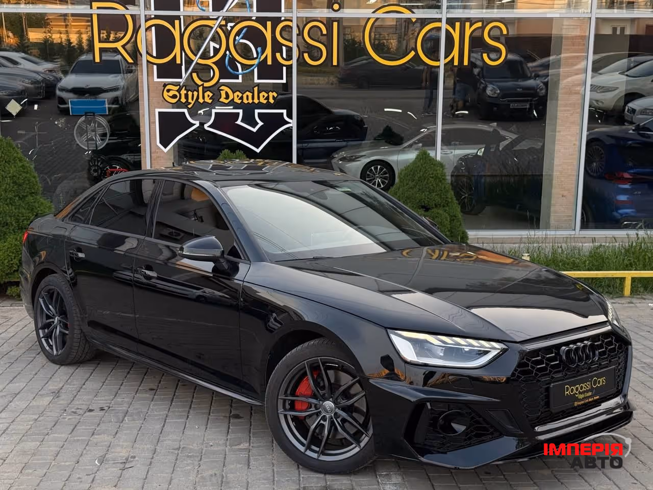 Audi A4 - фото 3