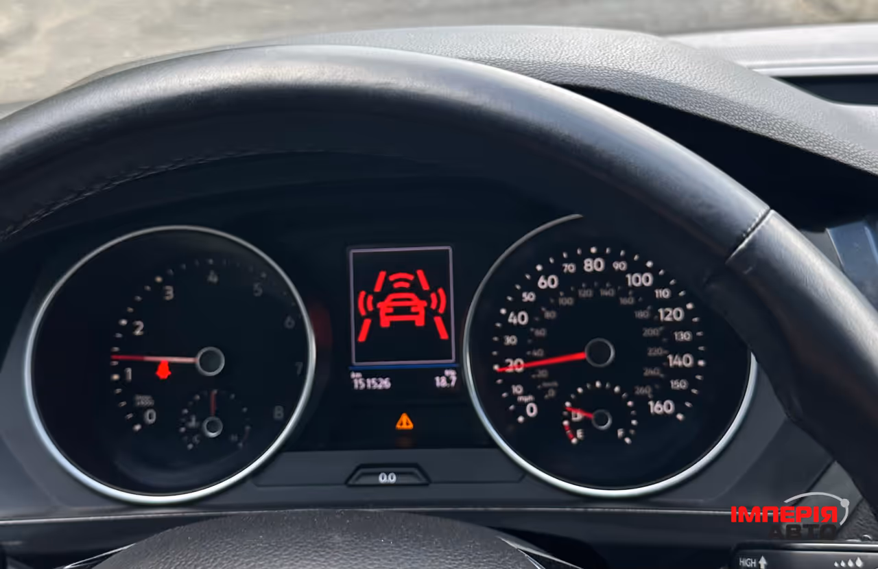Volkswagen Tiguan - фото 19