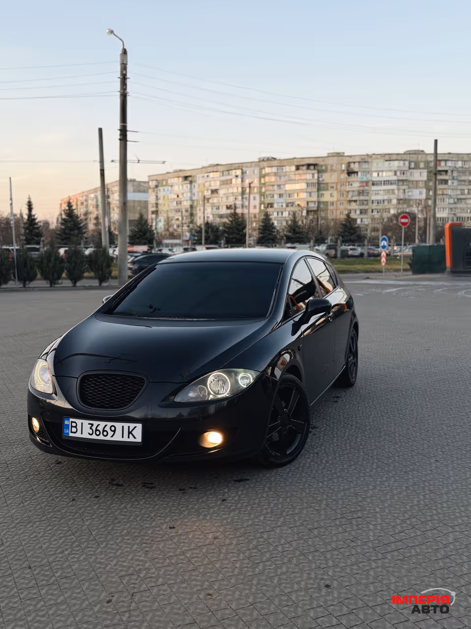 SEAT Leon Cupra - фото 2