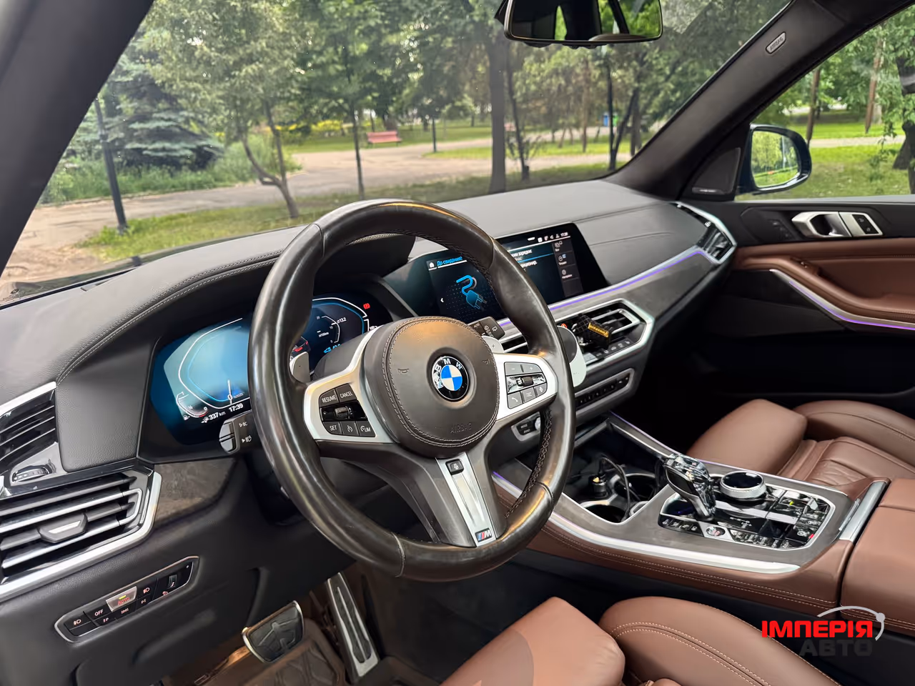 BMW X5 - фото 12