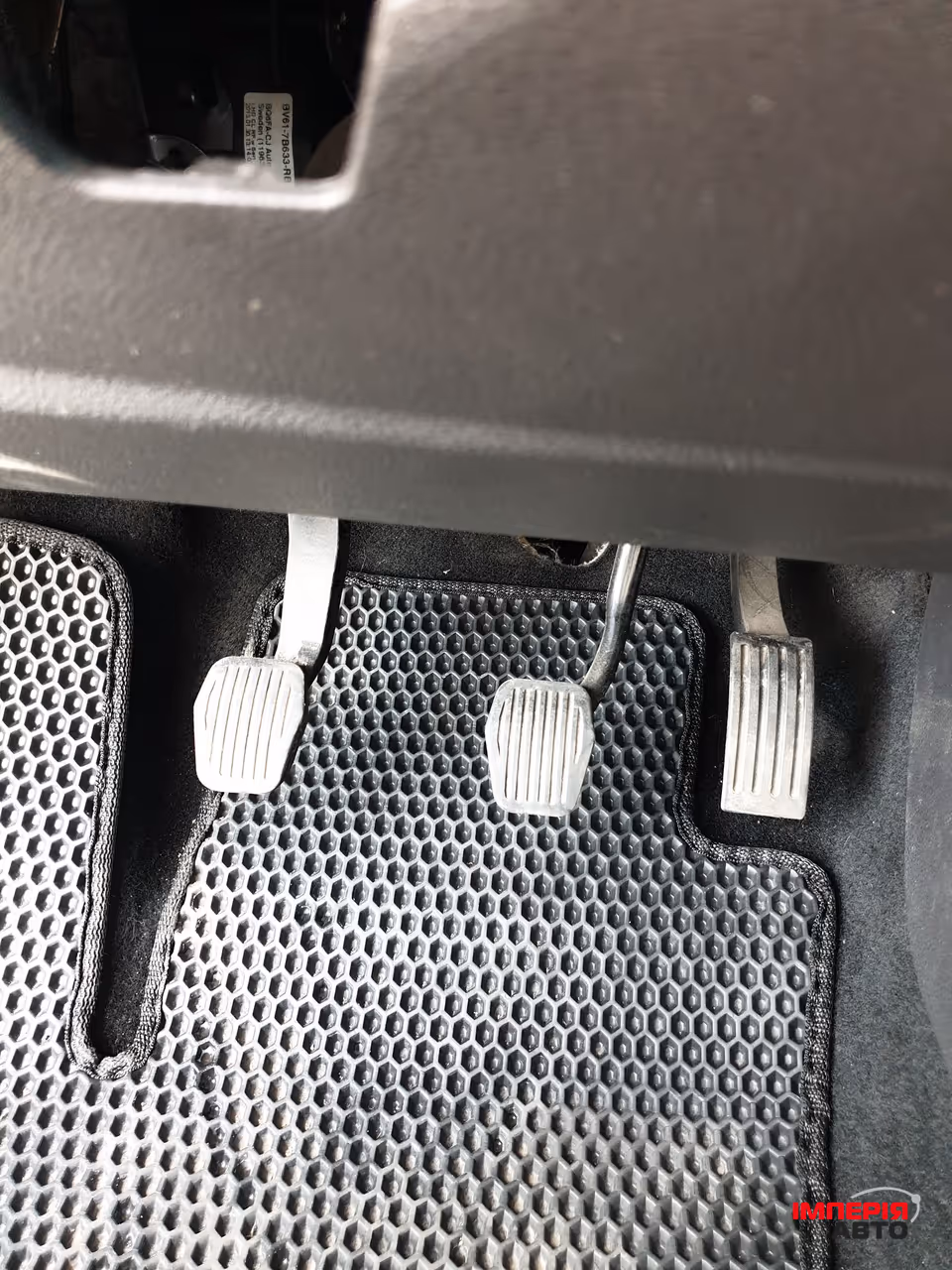 Ford Focus - фото 13